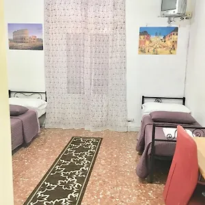 Auberge de jeunesse New Golden House